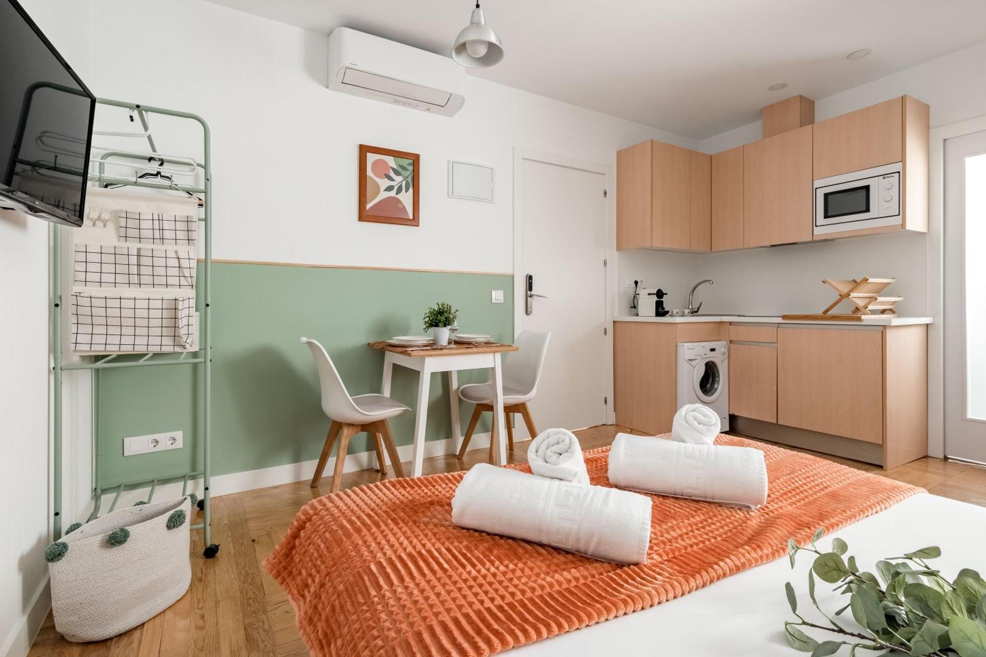 Charming Sol Studios Madrid Extérieur photo
