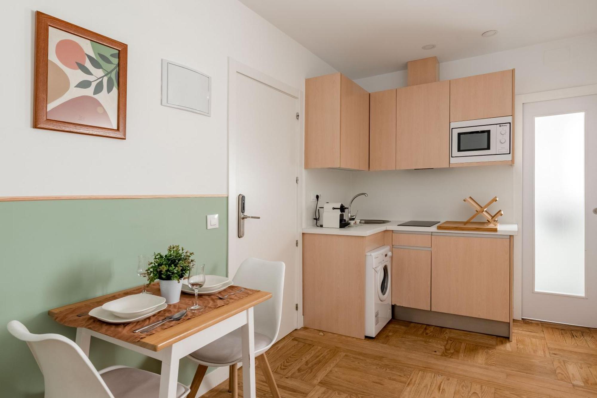 Charming Sol Studios Madrid Extérieur photo