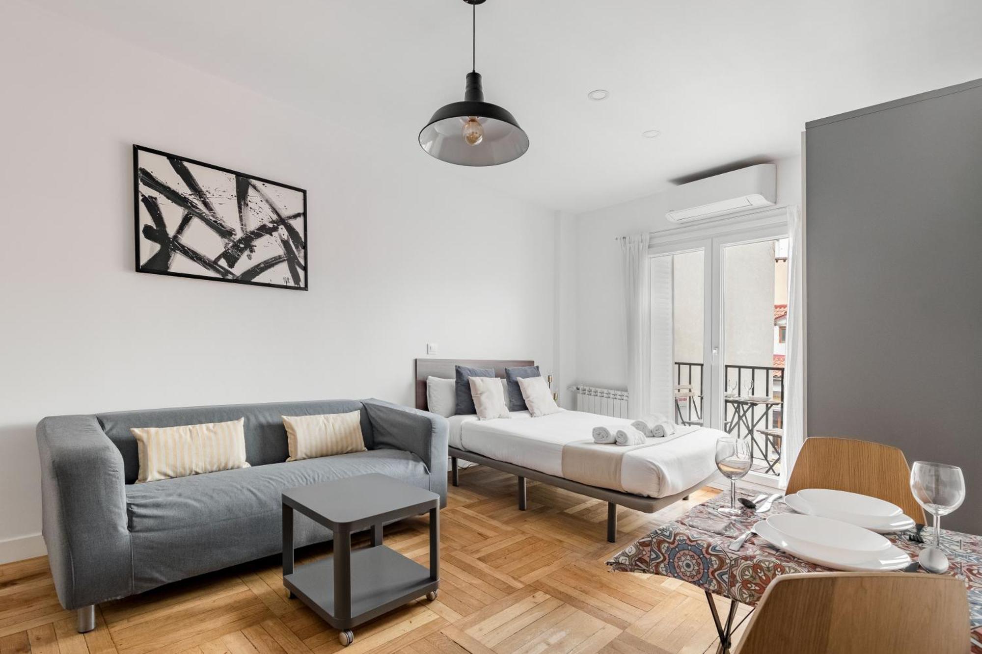 Charming Sol Studios Madrid Extérieur photo